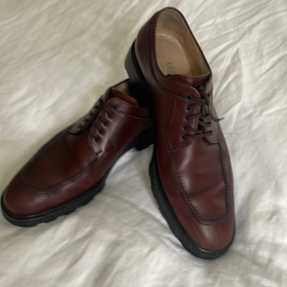 Men’s Ferragamo lace up Derby shoes main image 4